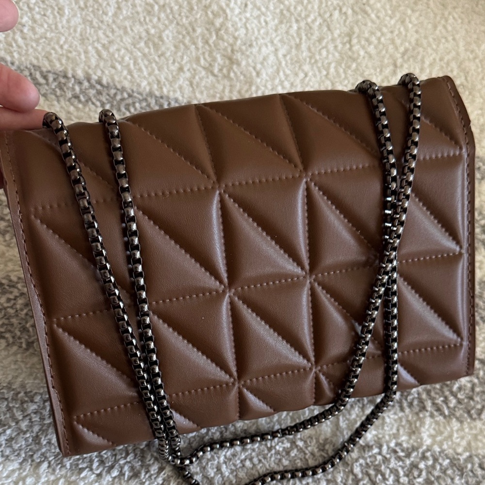 Brown Quilted Chain Shoulder Bag - Picture 4 of 5